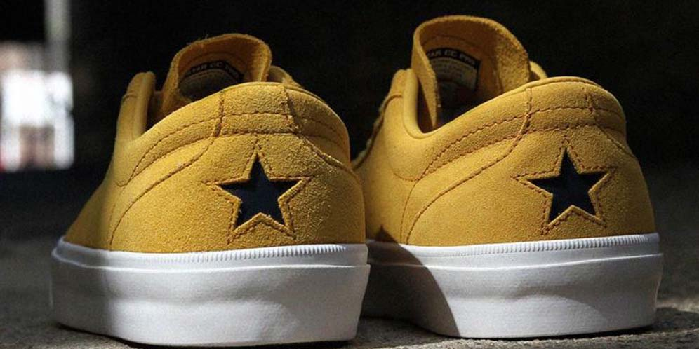  Sepatu  Converse Warna  Kuning  CantikNesia